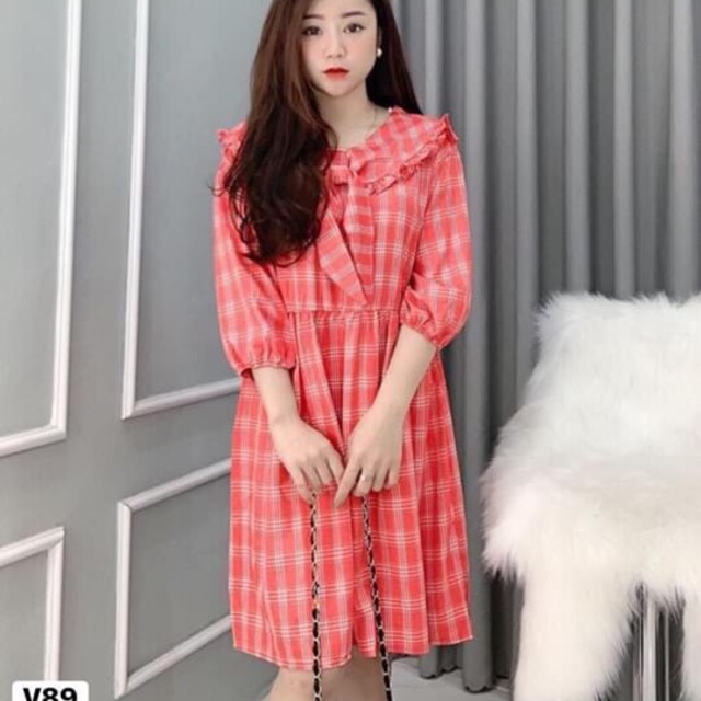 Đầm kẻ cổ nơ tay lỡ .bầu bí bon chen được.từ 40-58kg. Sỉ 89k