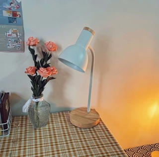 Đèn led để bàn