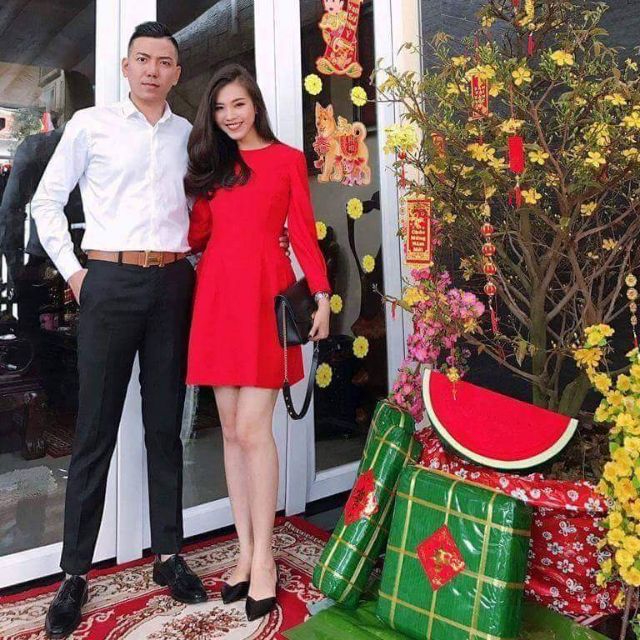 Váy đỏ Zara