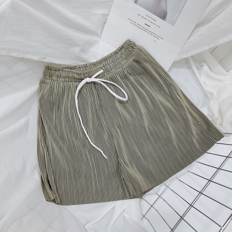 Quần short dập ly - mỏng - nhẹ - mềm - siêu đẹp