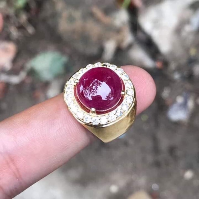 Ruby sao tự nhiên