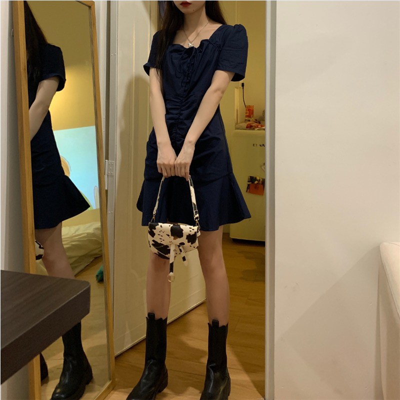 Váy xinh ôm cổ rộng chất thô ulzang | BigBuy360 - bigbuy360.vn