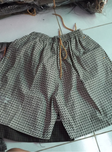 Quần sọt caro XO3,XO4,XO6,XO7 | BigBuy360 - bigbuy360.vn