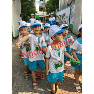Dây dắt trẻ mần non đi dã ngoại