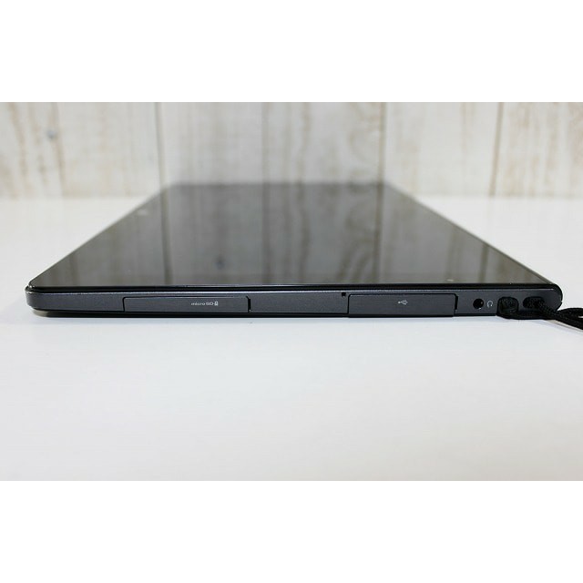 Máy tính bảng Fujitsu Arrows Tab Q704 | BigBuy360 - bigbuy360.vn