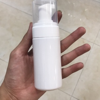 Tạo bọt vệ sinh mi