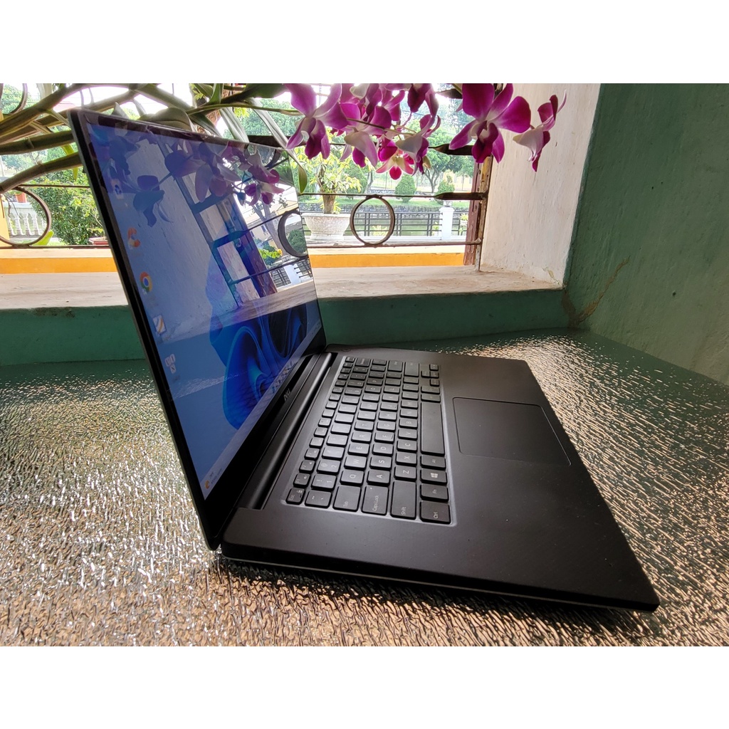 Laptop Dell Precision 5520 l Core i7-7820HQ l RAM 16G l SSD 512G l Màn hình 15'6 FHD  HÀNG ĐẸP 99%