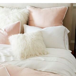Gối lông cừu sofa