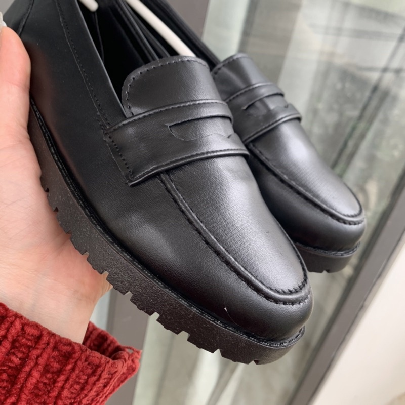 GIÀY LƯỜI DA,ĐỘN ĐẾ SIÊU ĐẸP   ĐẾ ĐỐC HÀNG ĐẸP ,2MÀU TRẮNG ĐEN