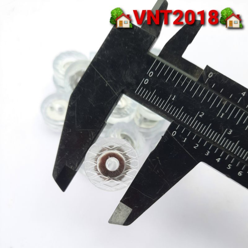 Cao su lót chân bàn, ghế phi 17x7mm