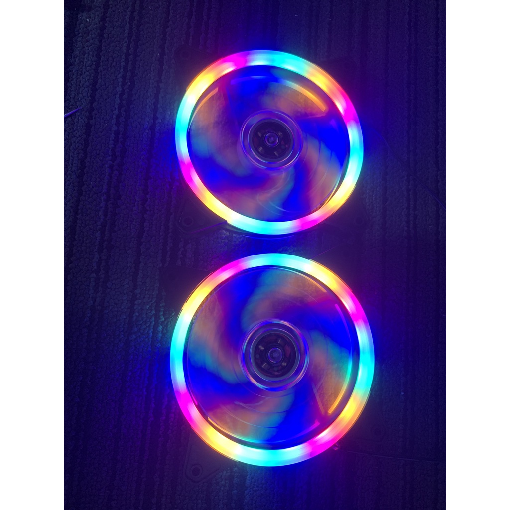 Fan LED đơn RGB  12 cm x 12 cm . Fan LED RGB tuổi thọ 30.000h hoạt động. KHÔNG CẦN KHIỂN; KHÔNG CẦN HUB. Hãng phân phối.