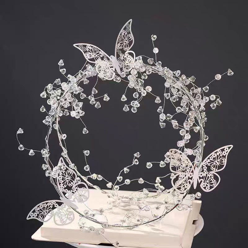 Vòng tròn kim loại kèm dây đá và bướm-Q2836