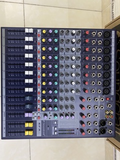 BÀN MIXER SOUCRAT EFX 8