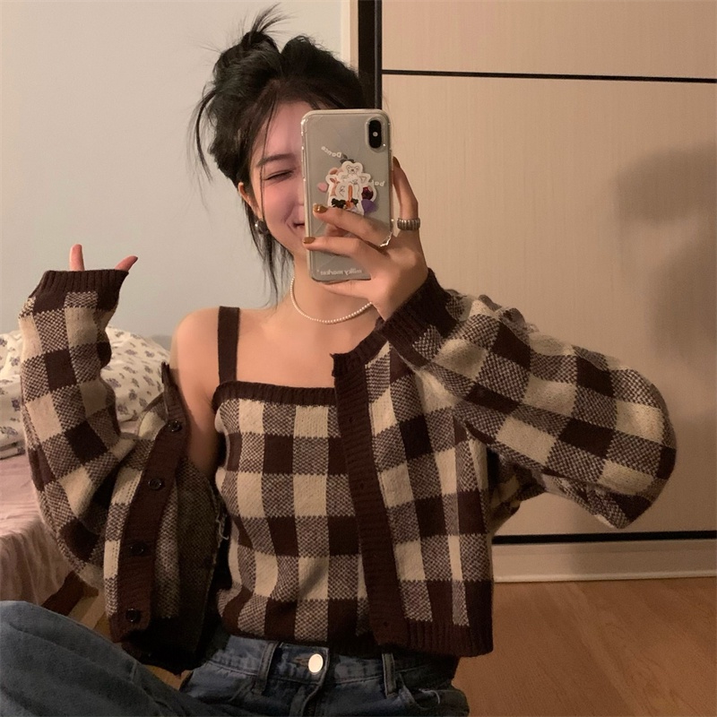 Set Áo Hai Dây + Áo Khoác Cardigan Dệt Kim Thời Trang Nữ