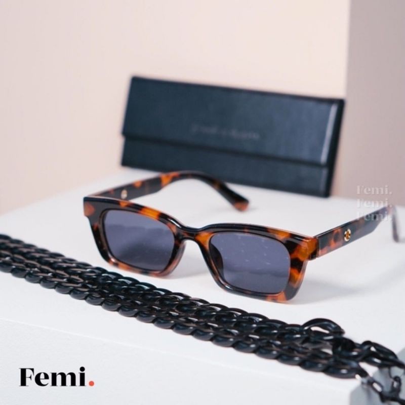 Mắt Kính Jenny 1996 Sành Điệu