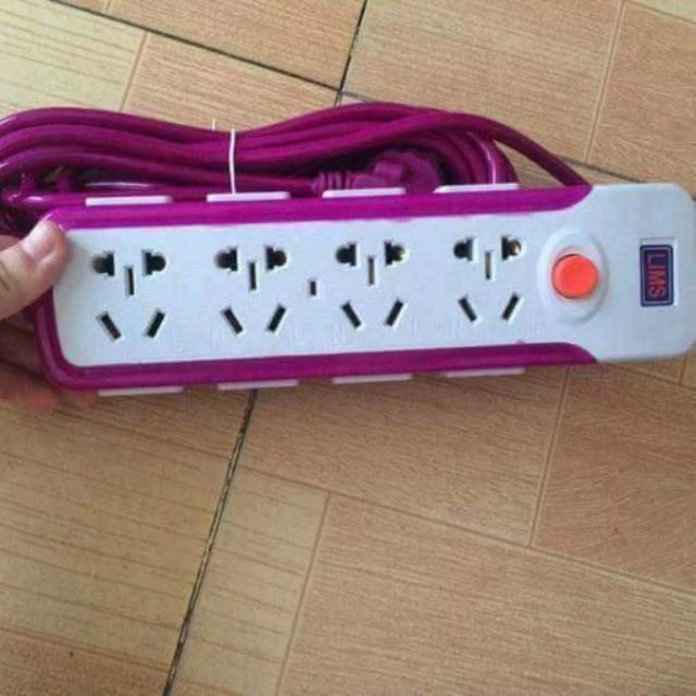 Ổ cắm điện chống giật.