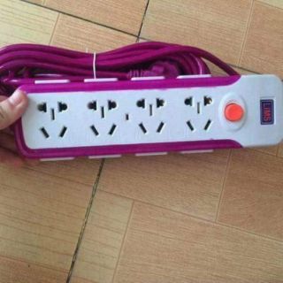 Ổ cắm điện chống giật.