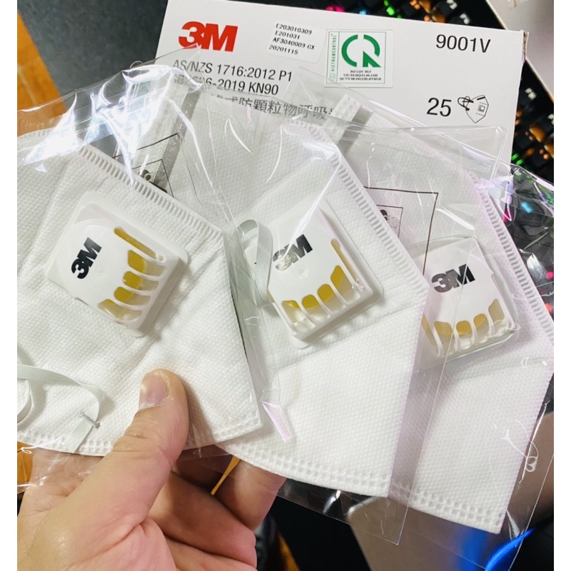 Khẩu trang 3M 9001V lọc khói bụi nano và vi khuẩn | BigBuy360 - bigbuy360.vn