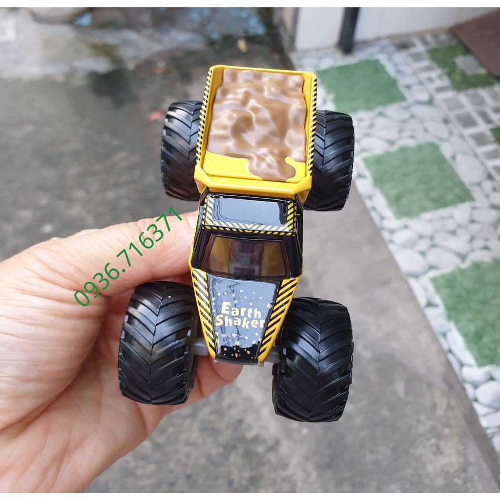 Mô hình xe tải quái vật Monster Jam EarthShaker MJ4 hàng Spin Master Canada