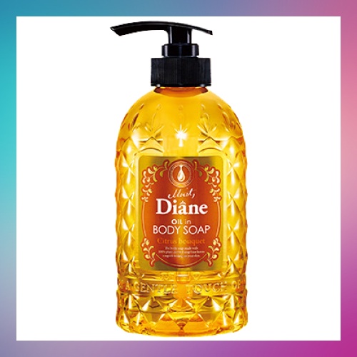 Sữa Tắm Tinh Dầu Dưỡng Ẩm và Sáng Mịn Da Hương Cam Quýt Nhật Bản MOIST DIANE 500ML