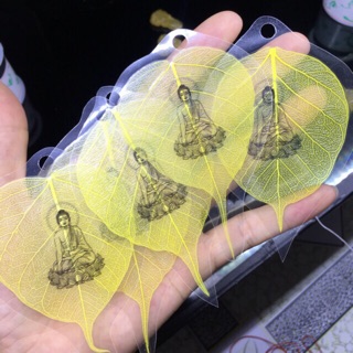 Lá bồ đề dát vàngg