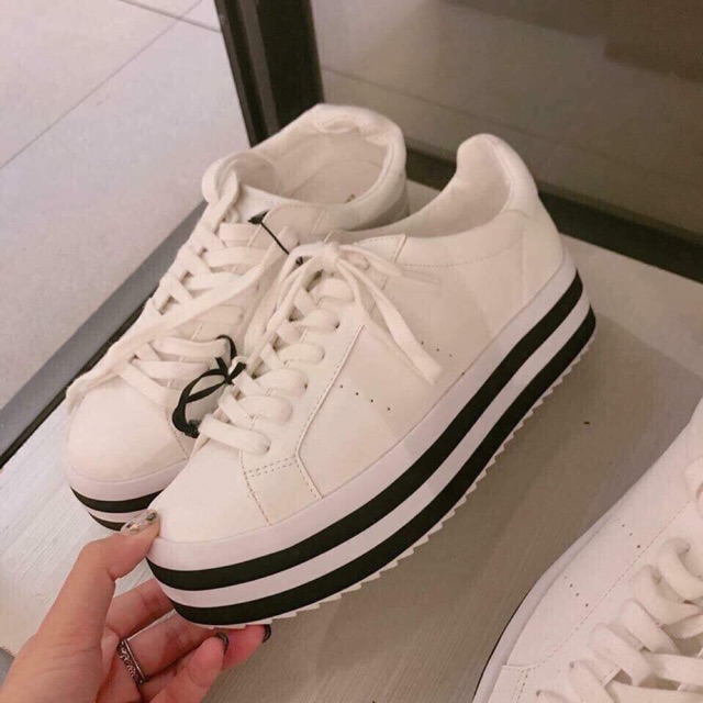 Giày pull and bear
