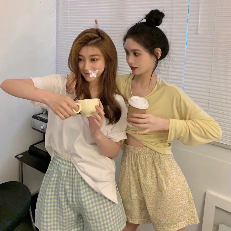 Quần đùi cotton lưng cao ống rộng họa tiết sọc caro thời trang mùa hè sành điệu cho nữ | BigBuy360 - bigbuy360.vn