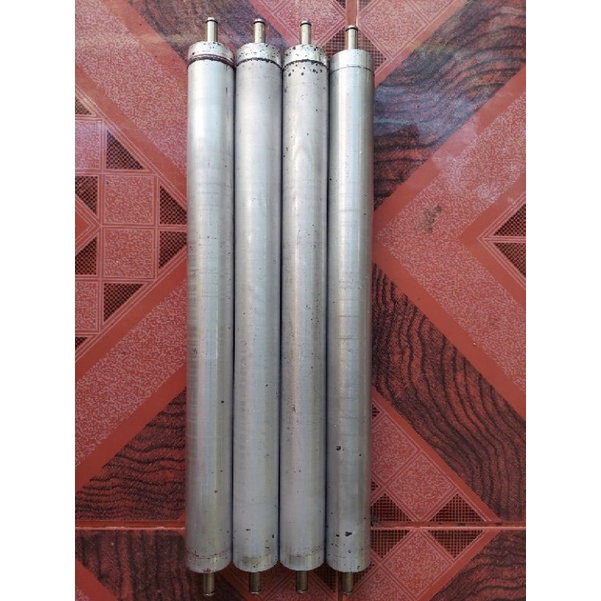 Rulo nhôm phi 30mm,dài 325mm,trục 8mm