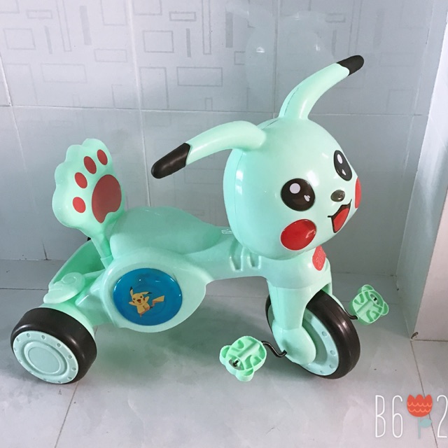 Xe đạp 3 bánh có nhạc có đèn pikachu