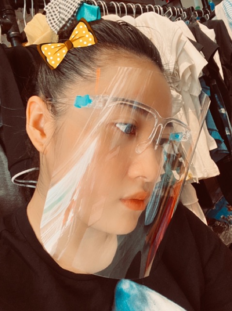 kính bảo vệ bạn trong mùa dịch, che giọt bắn mùa dịch, nhà bếp, kính đa năng dành cho học sinh, sinh viên, dân phượt. | BigBuy360 - bigbuy360.vn