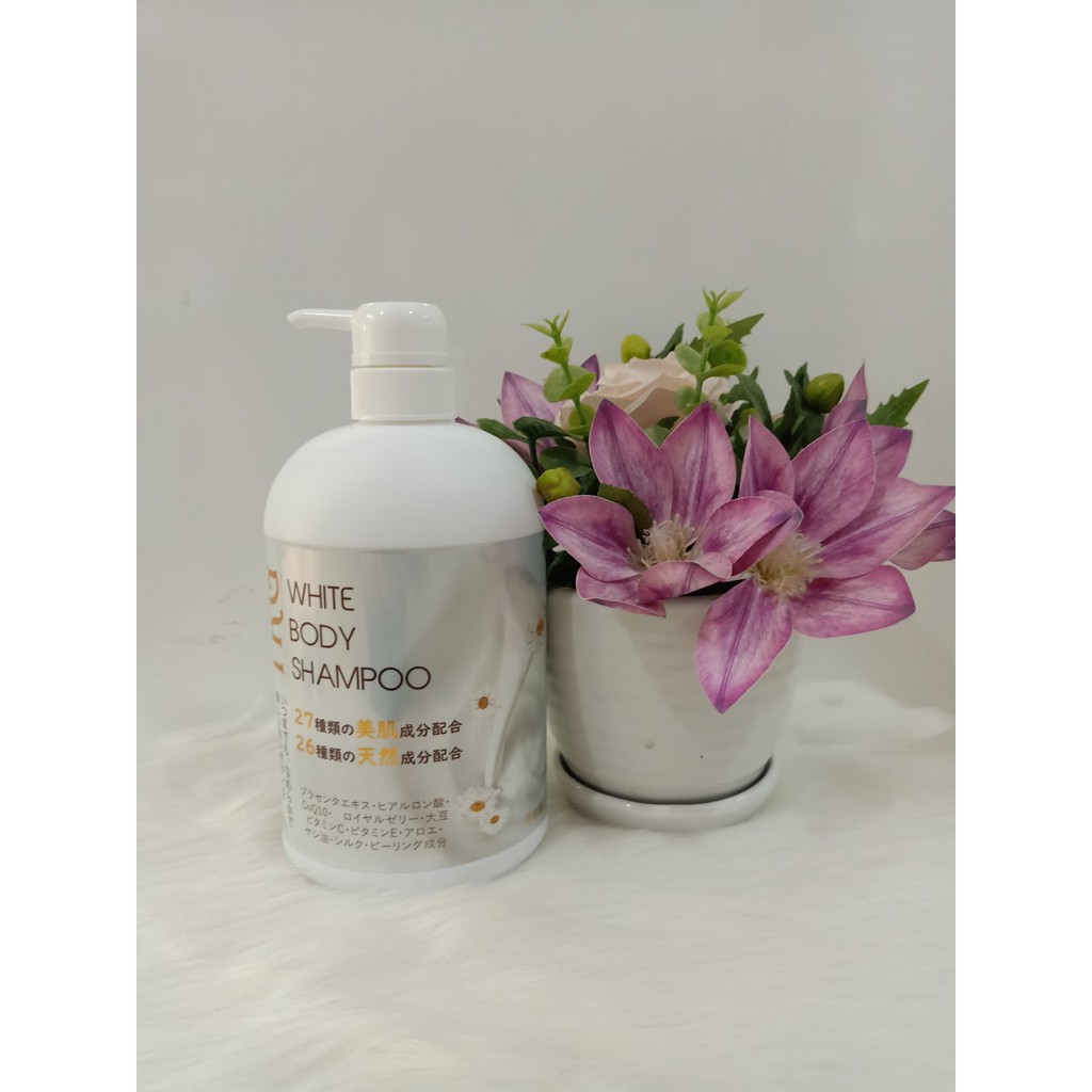 Sữa tắm trắng da cao cấp Nhật Bản cao cấp thế hệ mới TKG White Body Shampoo 600ml
