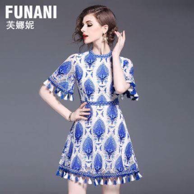 Váy funai