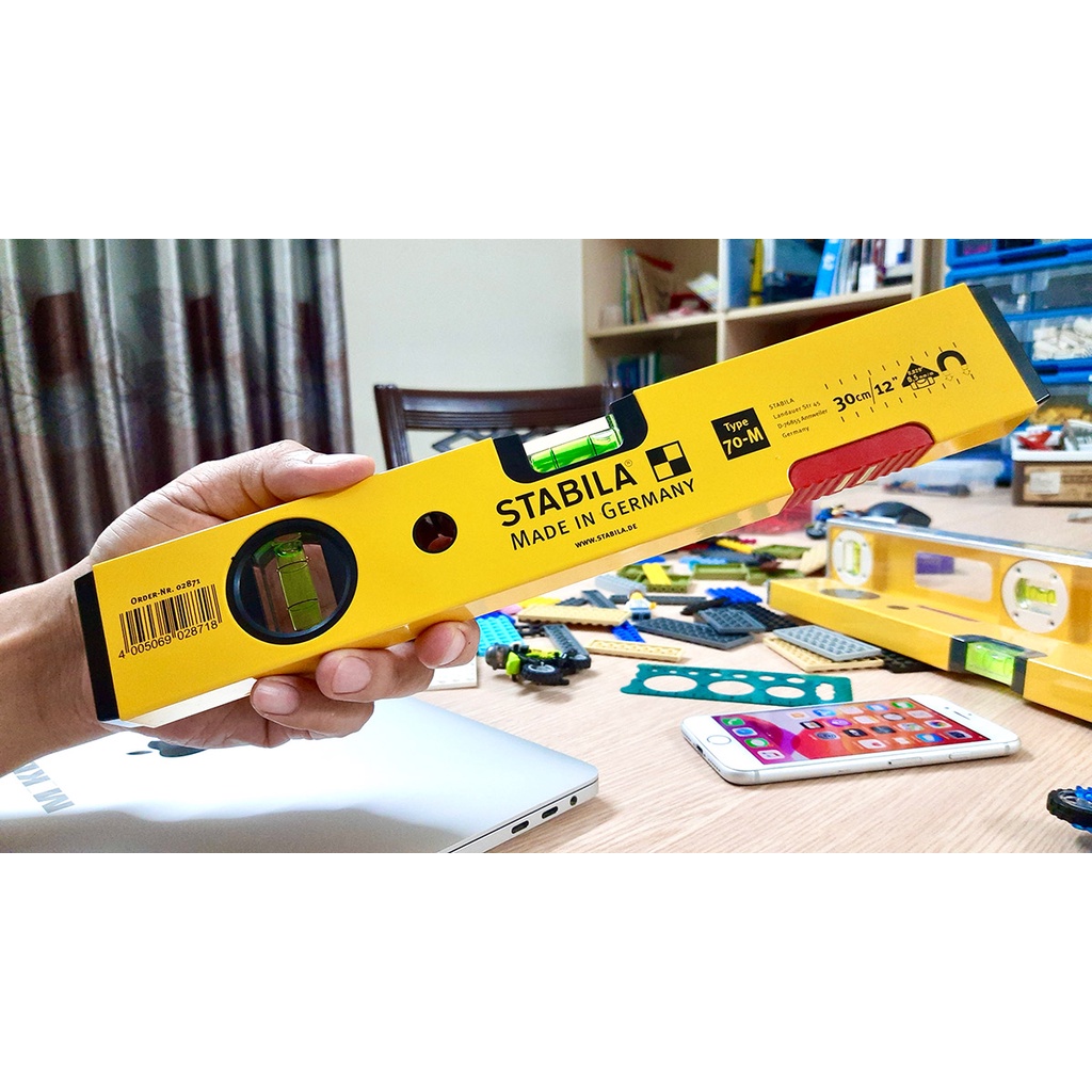 Thước nivo Stabila 30cm đế từ tính bằng đất hiếm, 2 bọt thủy, Stabila 02871. Sản xuất tại Đức