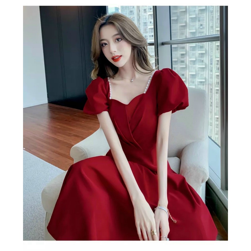 Đầm xòe tay phồng kết cườm xếp ly ngực xinh xắn