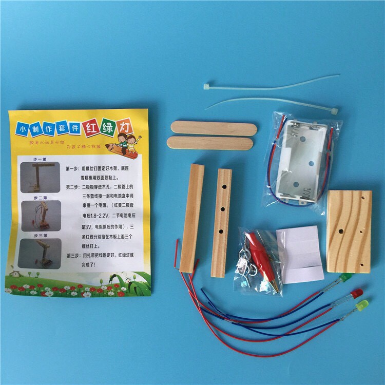 Stem - Đồ Chơi Lắp Ghép Đèn Giao Thông Bằng Gỗ Theo Phương Pháp Giáo Dục Stem Steam