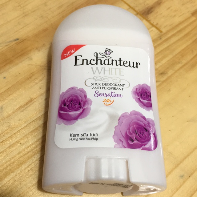 Sáp khử mùi trắng da Enchanteur Sensation 24h 40g | BigBuy360 - bigbuy360.vn
