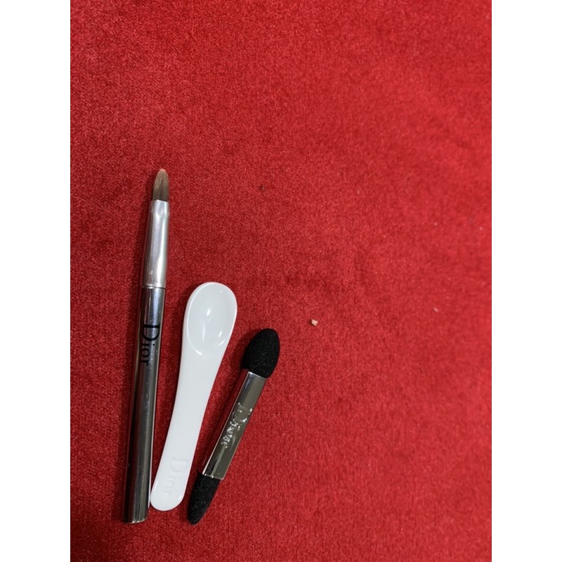 BỘ CỌ CÁ NHÂN DƯƠNG DA DIOR CHÍNH HÃNG MẮT, MÔI,DA