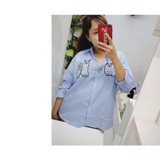 Sơmi sọc oversize hình chỉ thêu