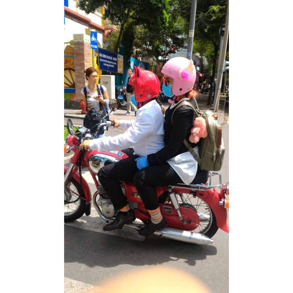 Tai Sừng Gắn Nón Bảo Hiểm Mẫu Mới