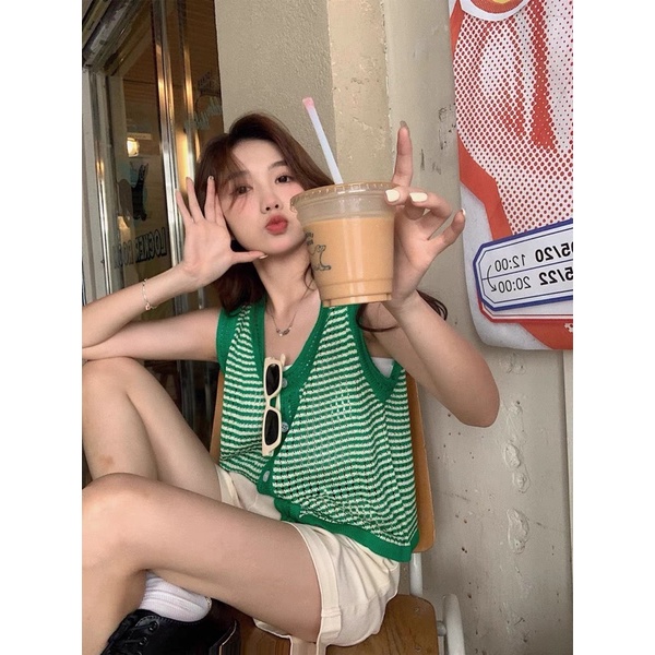 Áo len gile đóng cúc kẻ ngang viền phối màu Ulzzang Style🍓Hàng Quảng Châu
