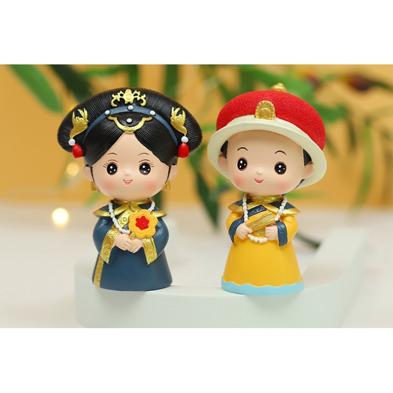 Mô hình đức Vua và Hoàng Hậu nhà Thanh