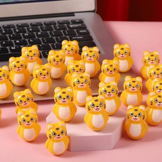 Qùa tặng cho bé lật đật hổ vàng mini