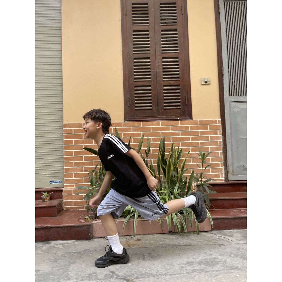 Đồ bộ bé trai xuất dư ADIDAS cộc tay thun 4 chiều size đại 27-55kg Dragon Kids