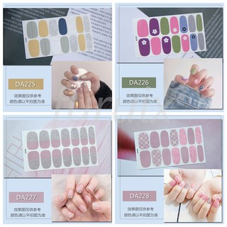 Miếng dán sọc cầu vồng trang trí móng tay