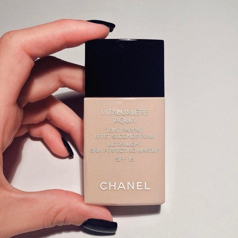 KEM NỀN CHANEL VITA LUMIERE AQUA ULTRA LIGHT SIIN PERFECTING MAKEUP SPF 15 TONE 20 BEIGE 30ML