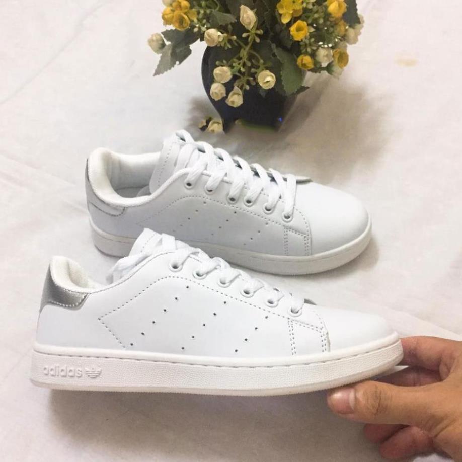 Giày Adidas Stansmith màu trắng gót bạc . Xịn Nhẩt new 🍀 ' L : . ^ ' ^