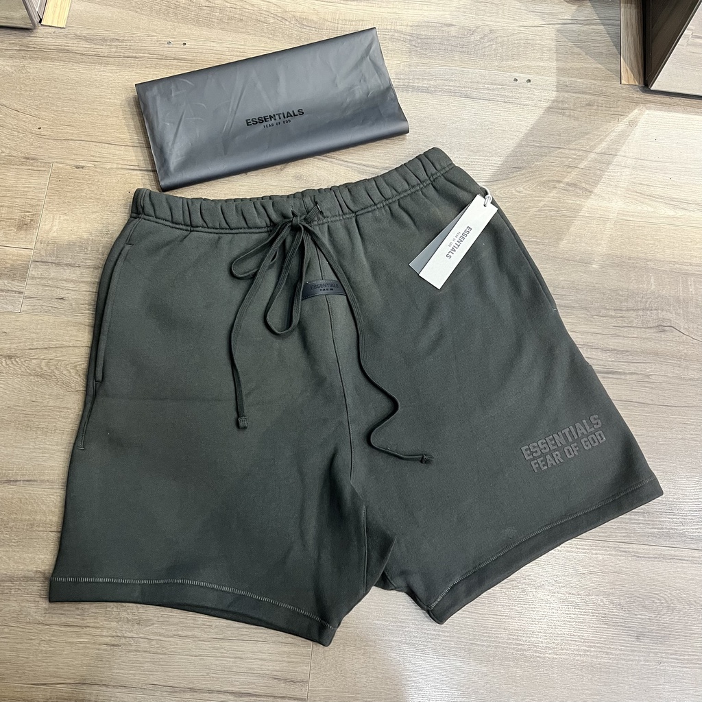 [CHÍNH HÃNG] Quần Đùi Short Fear of God ESSENTIAL SS22 màu Xanh Rêu