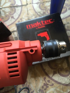 MÁY KHOAN MAKTEC MT651