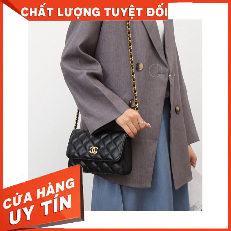 Túi xách nữ,đeo chéo << trần trám >> sang trọng lịch sự, phù hợp khi các chị em mang bên mình khi đi da ngoài