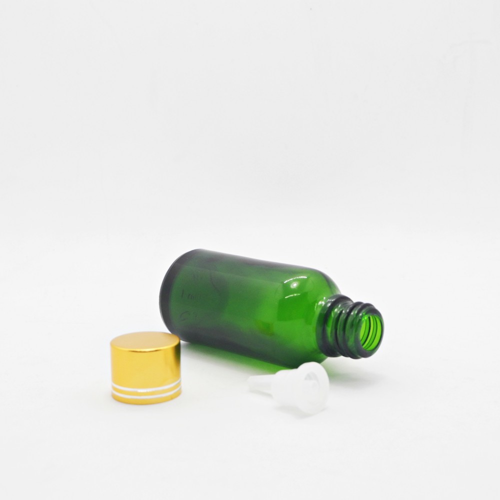 Vỏ chai thủy tinh đựng tinh dầu 30ml màu xanh lá nhỏ giọt - Nắp nhôm vàng trơn (LOẠI ĐẸP)